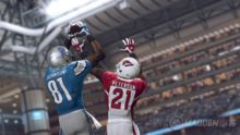 查看《Madden NFL 16》的首批截图